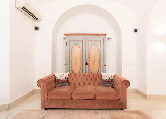Vatican Cozy